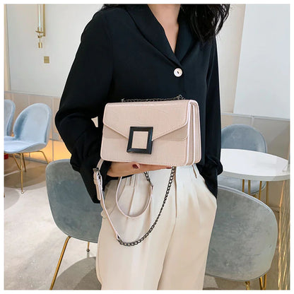 Fashionable Crocodile Pattern Chain Shoulder Bag for Women