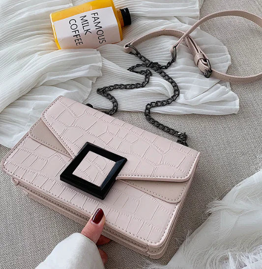 Fashionable Crocodile Pattern Chain Shoulder Bag for Women